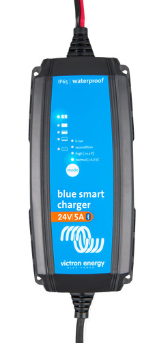 Blue Smart IP65 Charger 24/5